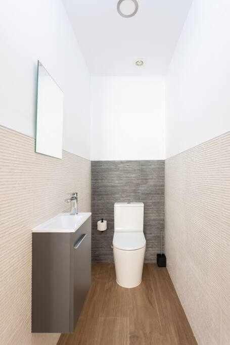 Sunnyland Santa Cruz Loft Parking Apartment Bagian luar foto